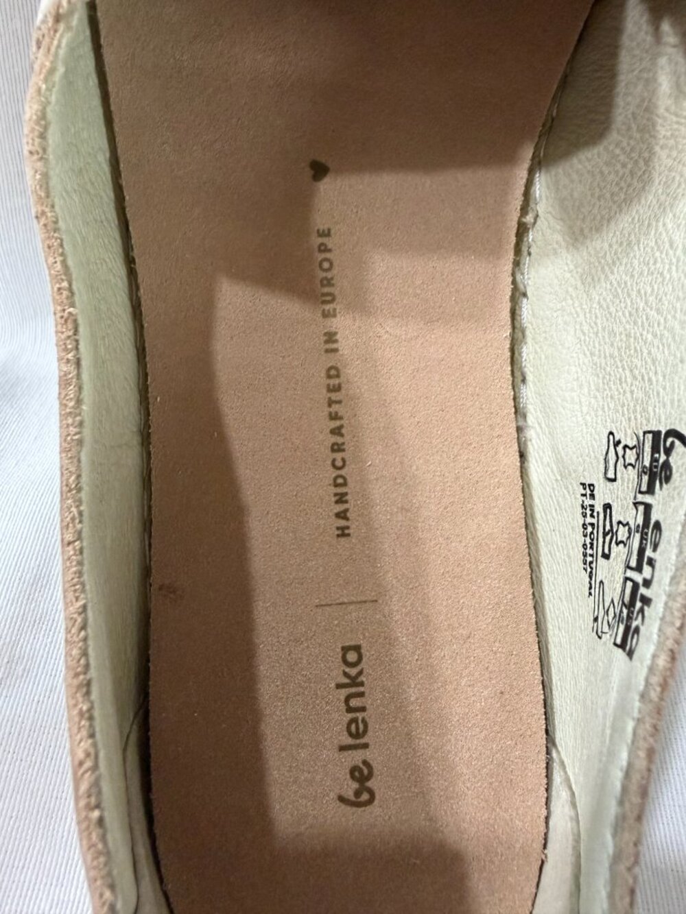 BeLenka Rosaluna Two-Tone V-Cut Slip-On Loafer - Cream and Black - size 40 - Picture 7 of 7
